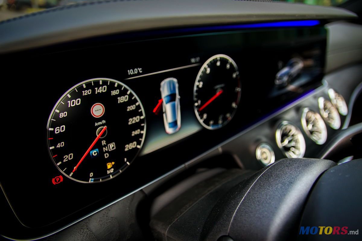 2017' Mercedes-Benz E-Class photo #6