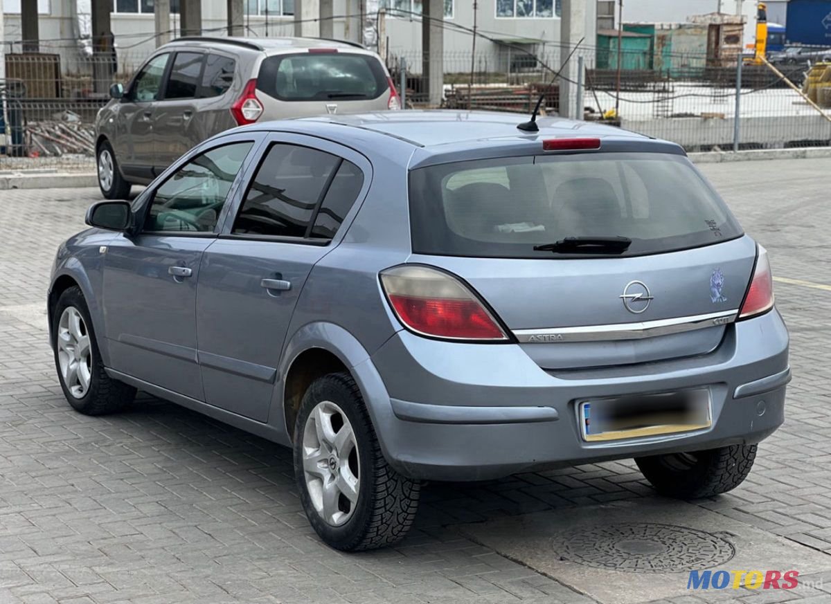 2006' Opel Astra photo #3