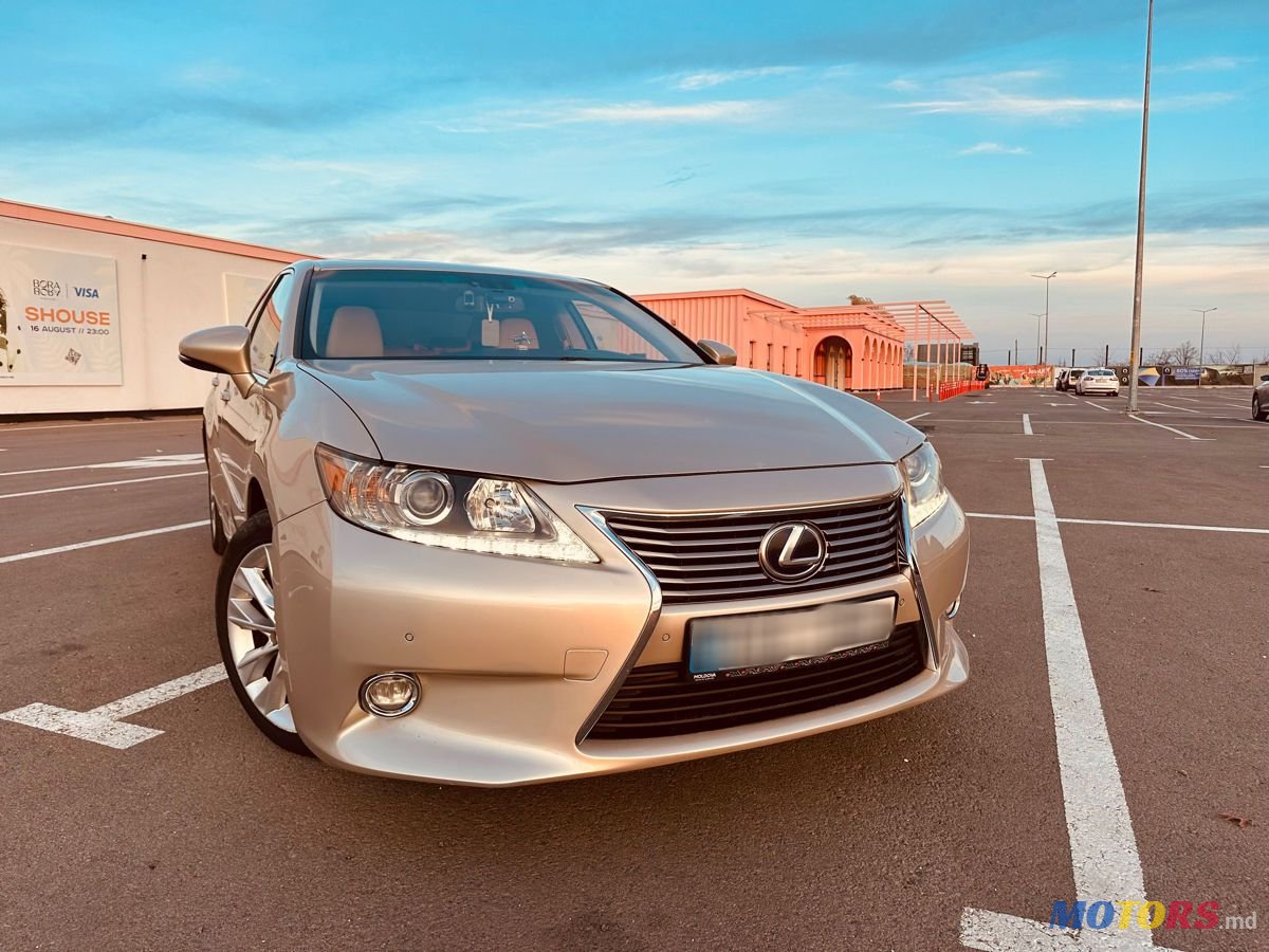 2014' Lexus Es Series photo #1