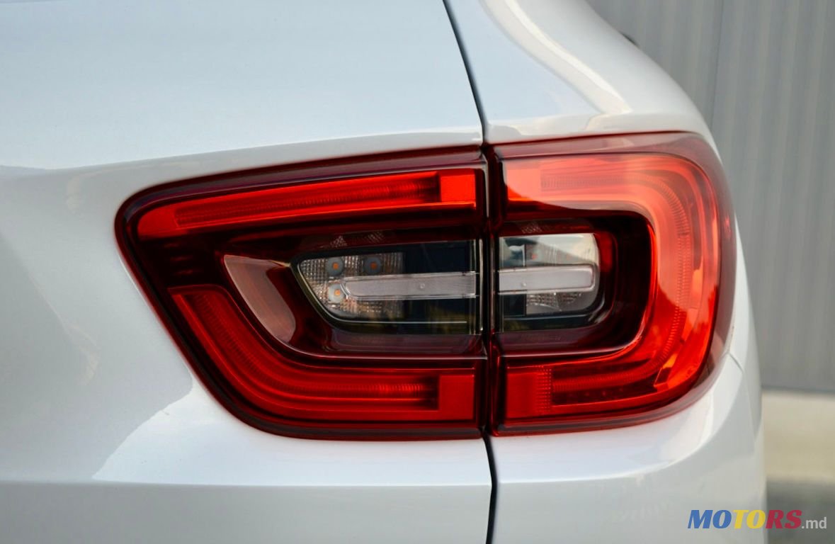 2020' Renault Kadjar photo #5