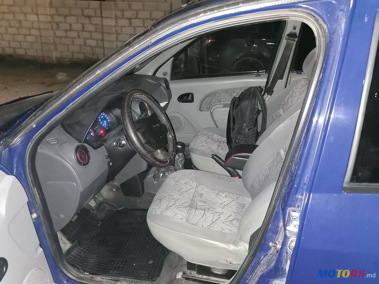 2005' Dacia Logan photo #3