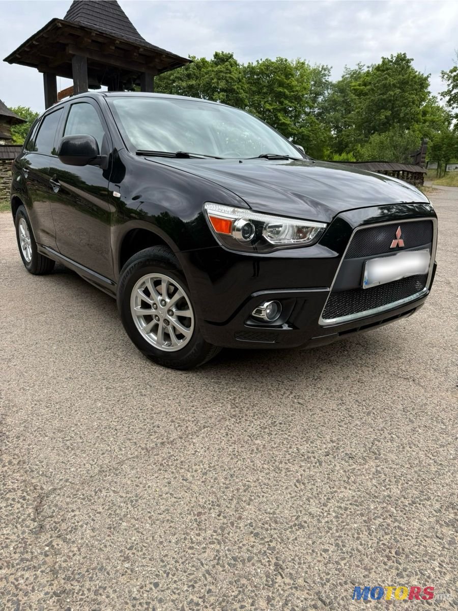 2011' Mitsubishi ASX photo #5