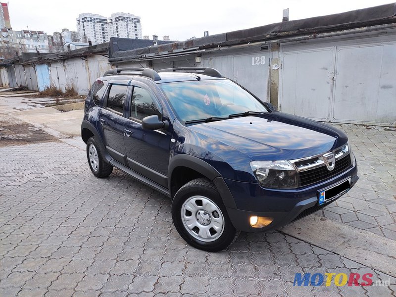 2013' Dacia Duster photo #2