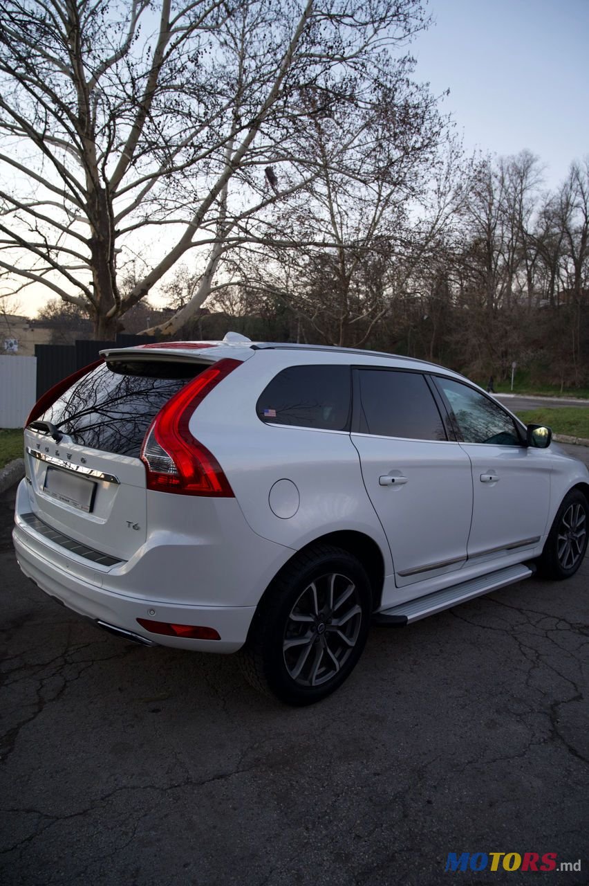 2016' Volvo XC60 photo #6