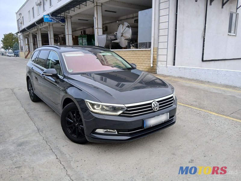 2018' Volkswagen Passat photo #1