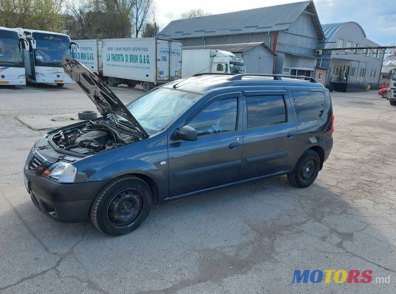 2007' Dacia Logan Mcv photo #1