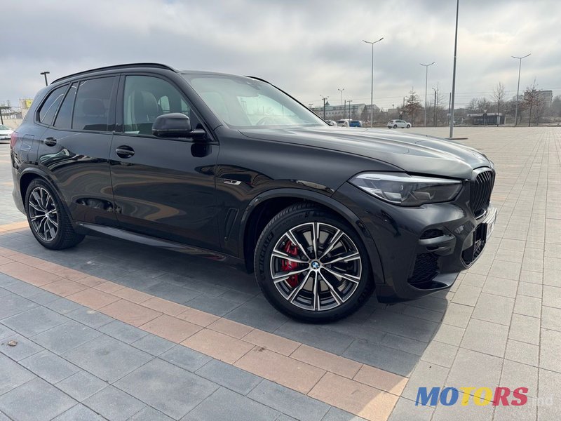 2022' BMW X5 photo #2