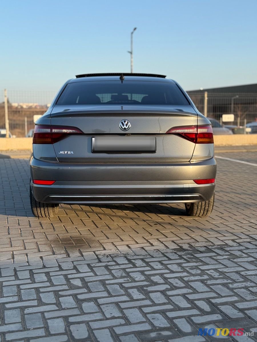 2018' Volkswagen Jetta photo #6