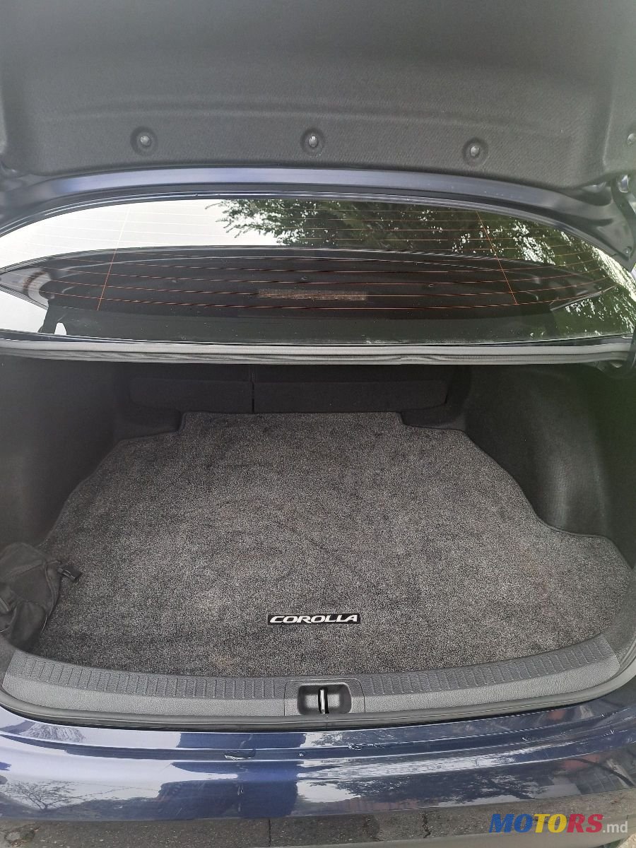 2020' Toyota Corolla photo #5