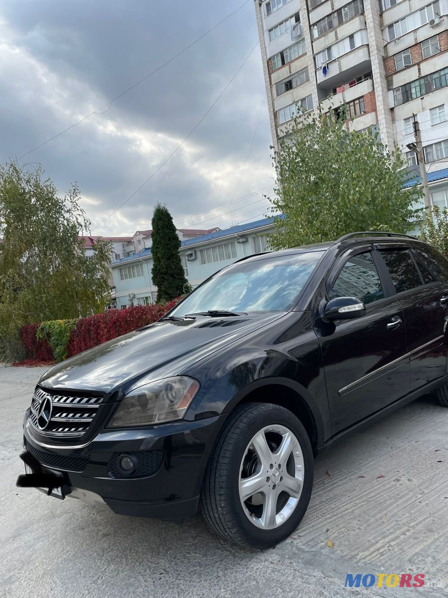 2006' Mercedes-Benz M Класс photo #1