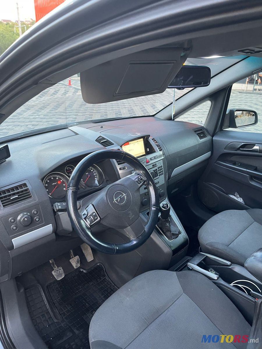 2006' Opel Zafira photo #3