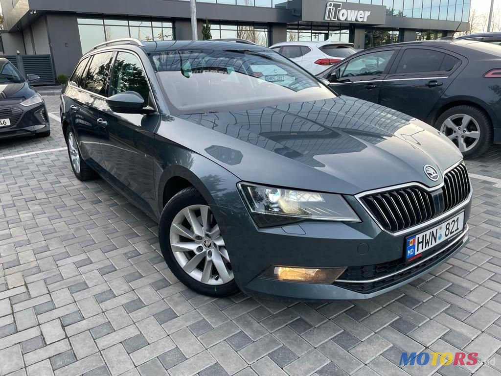 2017' Skoda Superb photo #2