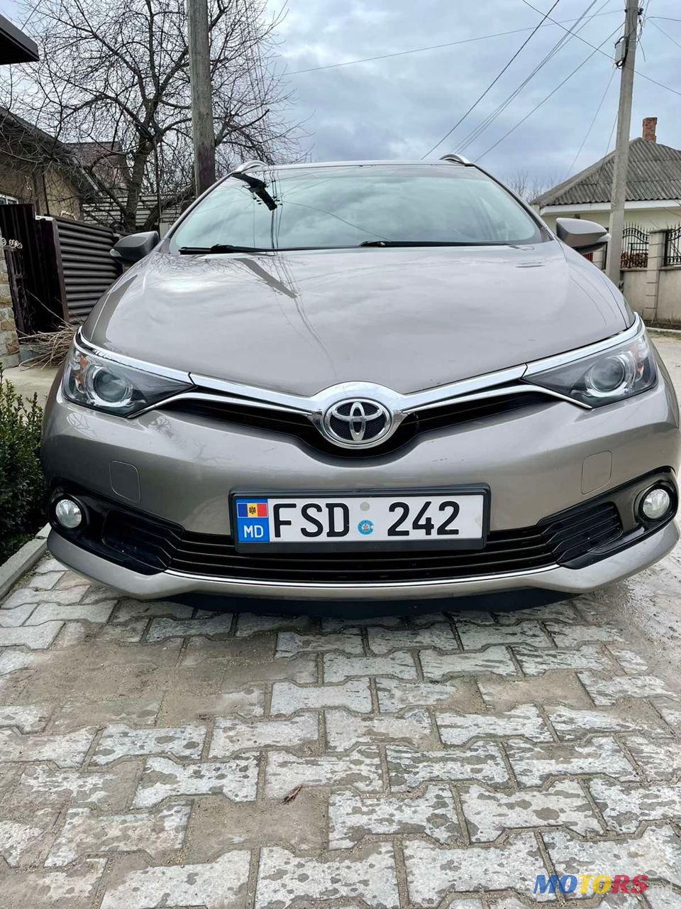 2016' Toyota Auris photo #1