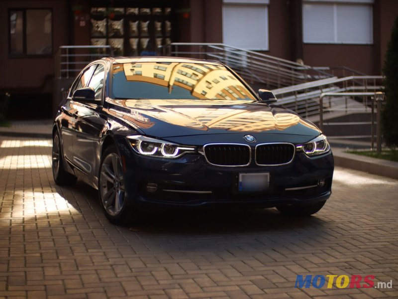 2017' BMW 3 Series photo #6