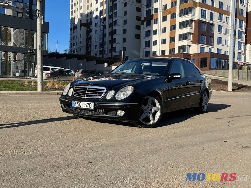 2002' Mercedes-Benz E Класс photo #1