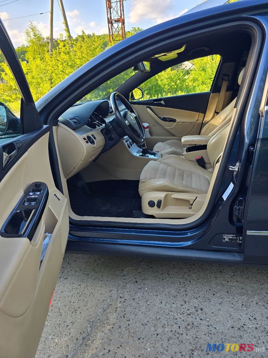 2007' Volkswagen Passat photo #1