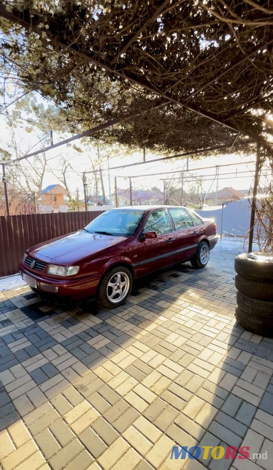 1995' Volkswagen Passat photo #6