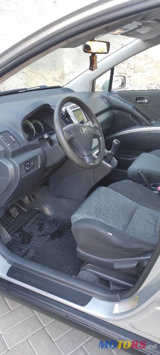 2006' Toyota Corolla Verso photo #6