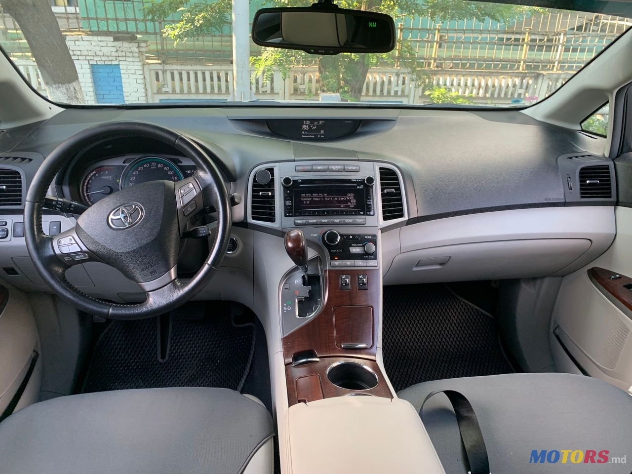 2012' Toyota Venza photo #6