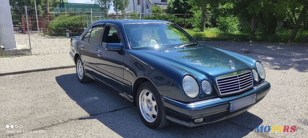 1996' Mercedes-Benz E-Class photo #4