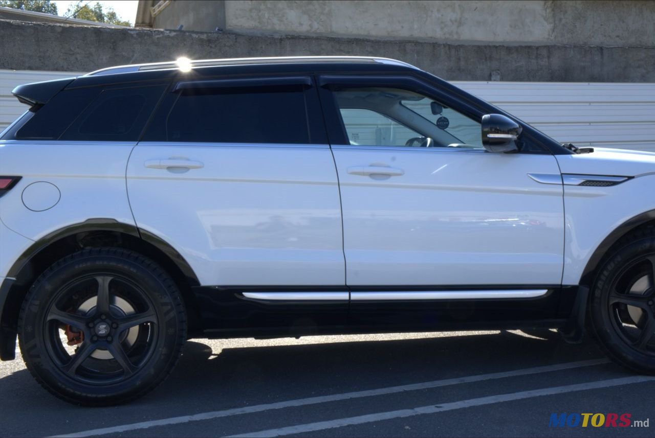 2012' Land Rover Range Rover Evoque photo #4