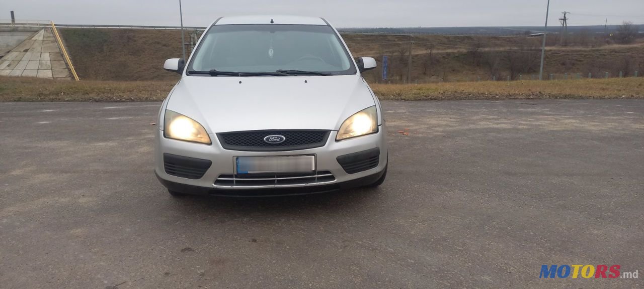 2006' Ford Focus photo #2