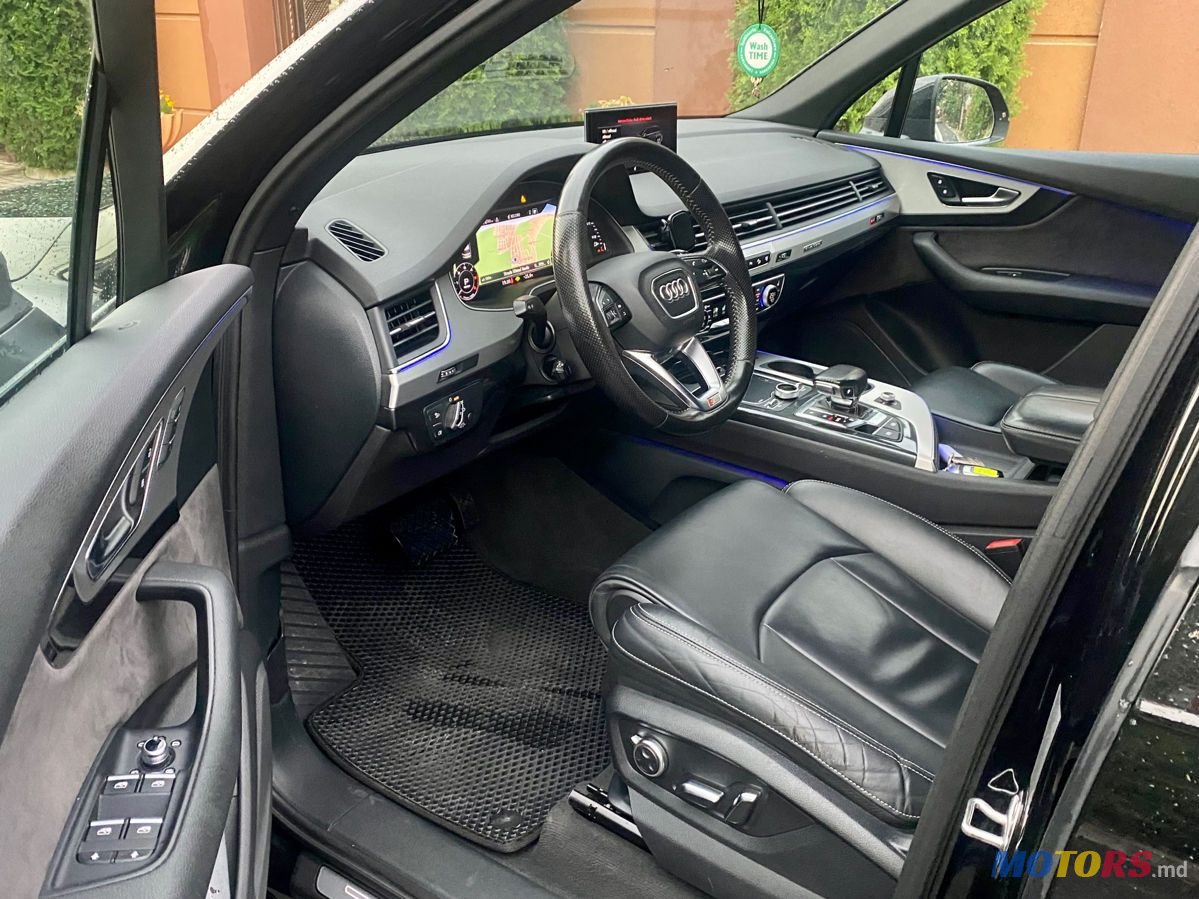 2016' Audi Q7 E-Tron photo #3