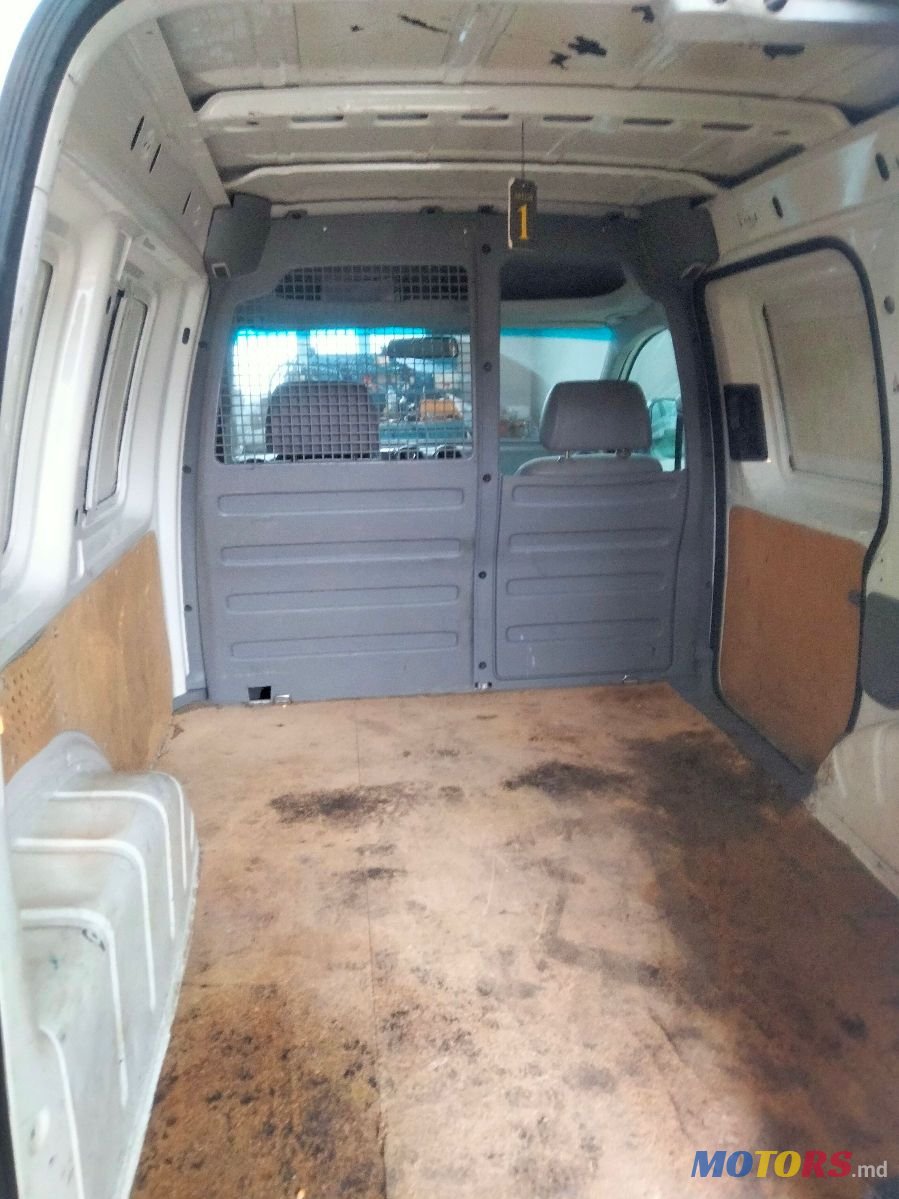 2005' Volkswagen Caddy photo #3