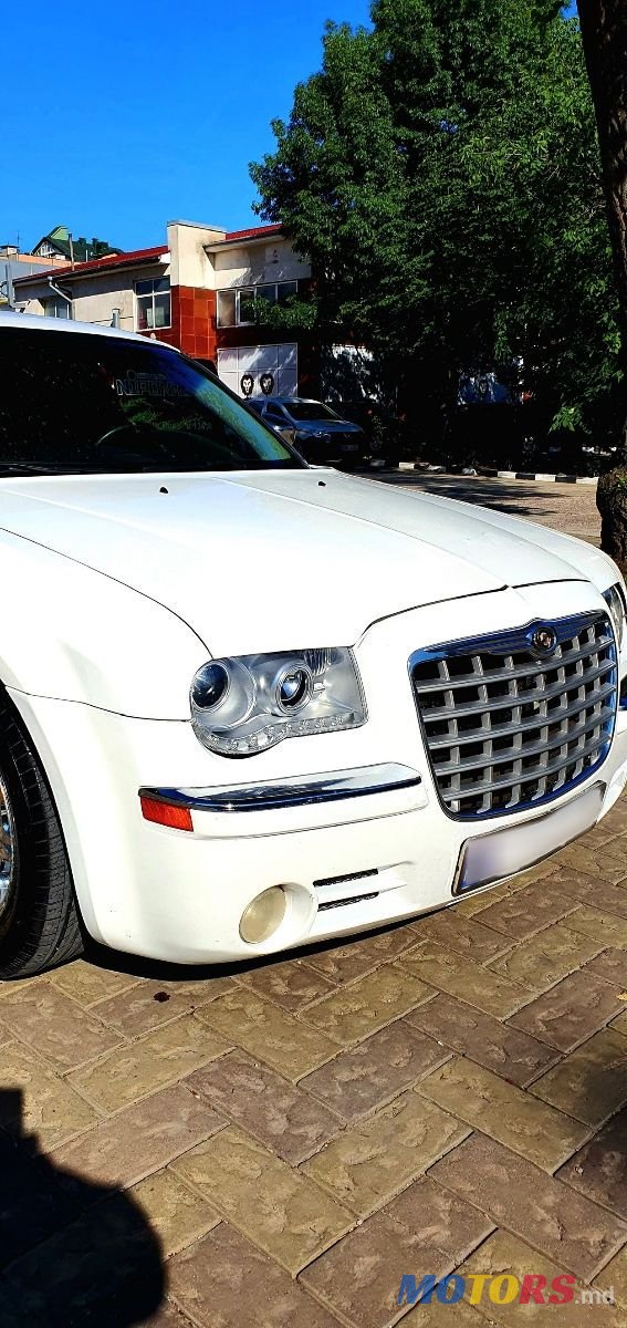 2006' Chrysler 300C photo #3