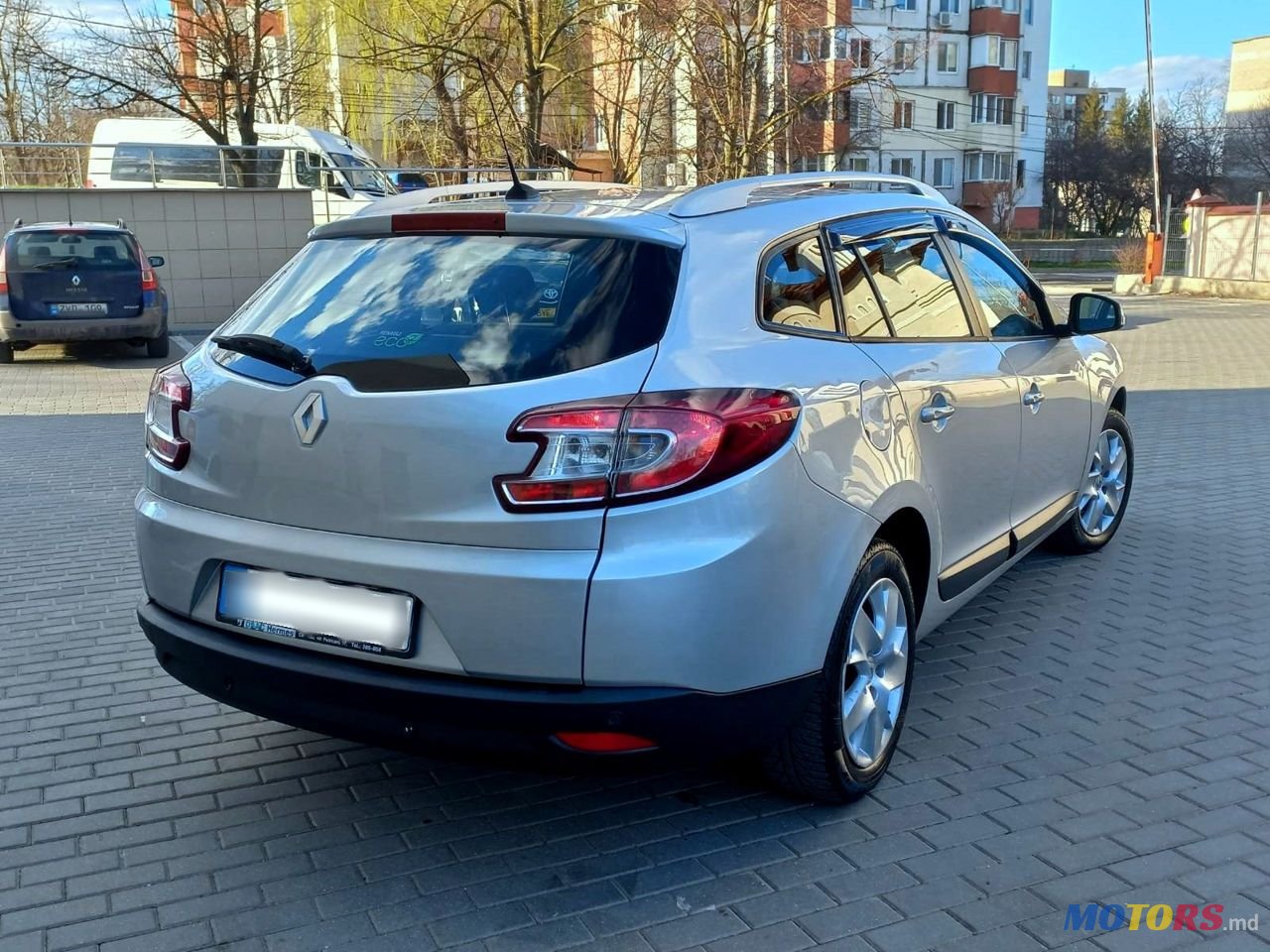 2012' Renault Megane photo #4