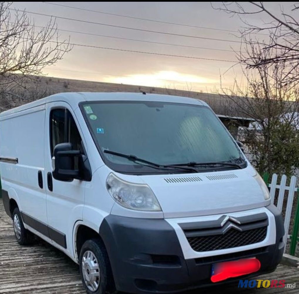 2010' Dacia Sandero photo #3
