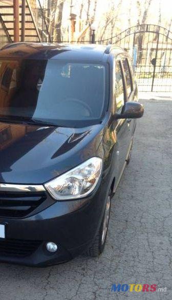 2014' Dacia Lodgy photo #1