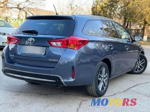 2015' Toyota Auris photo #4