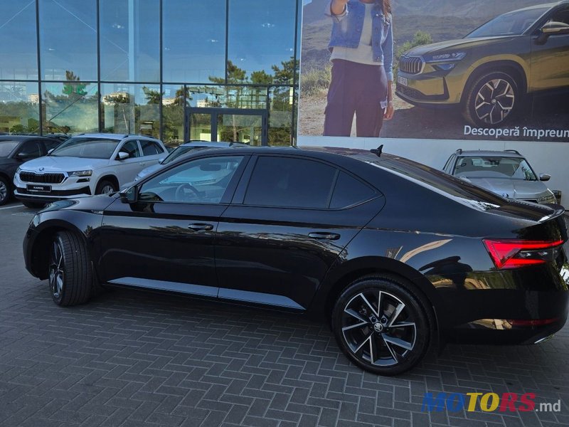 2023' Skoda Superb photo #4