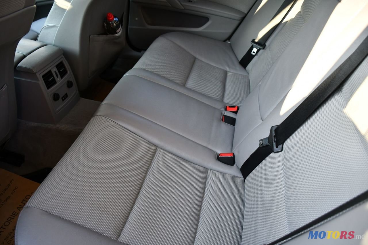 2007' BMW 5 Series photo #4
