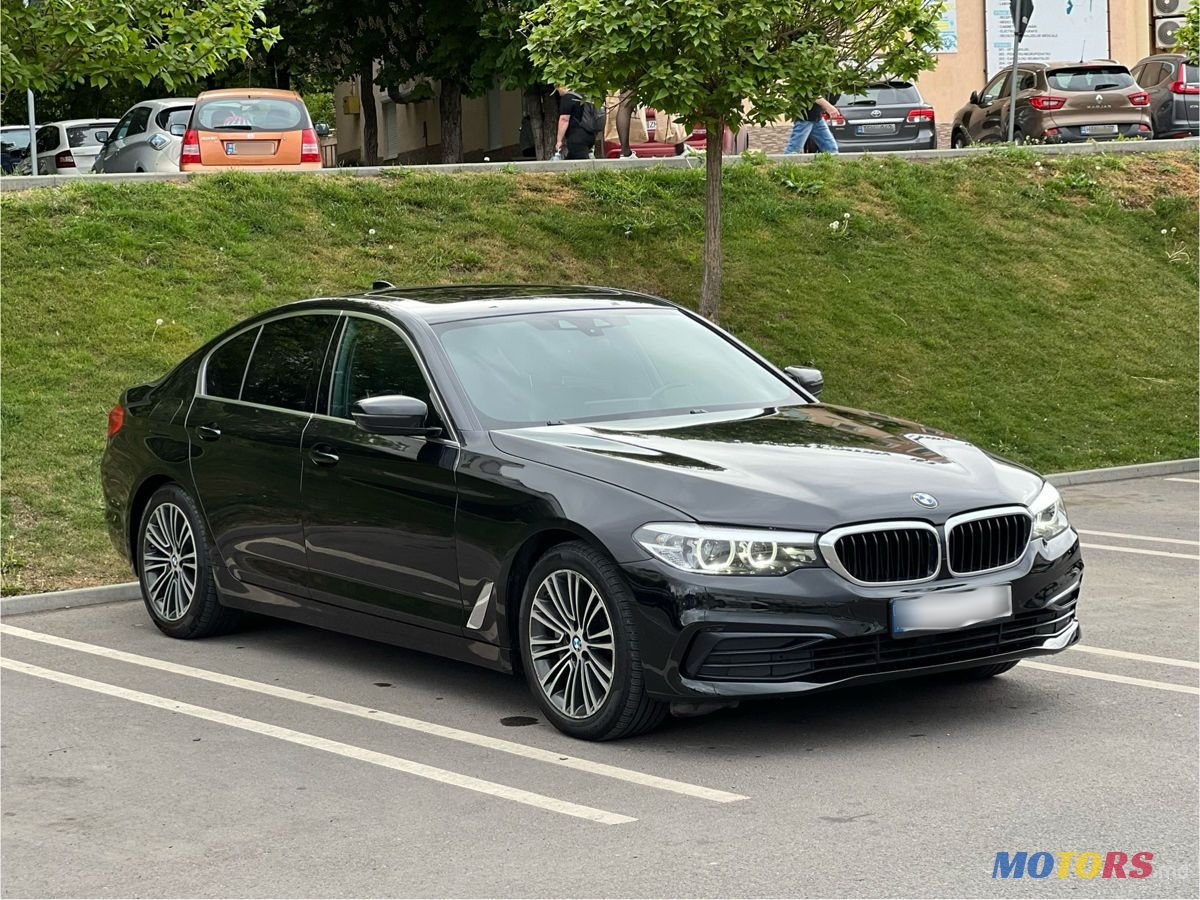 2019' BMW 5 Series photo #2