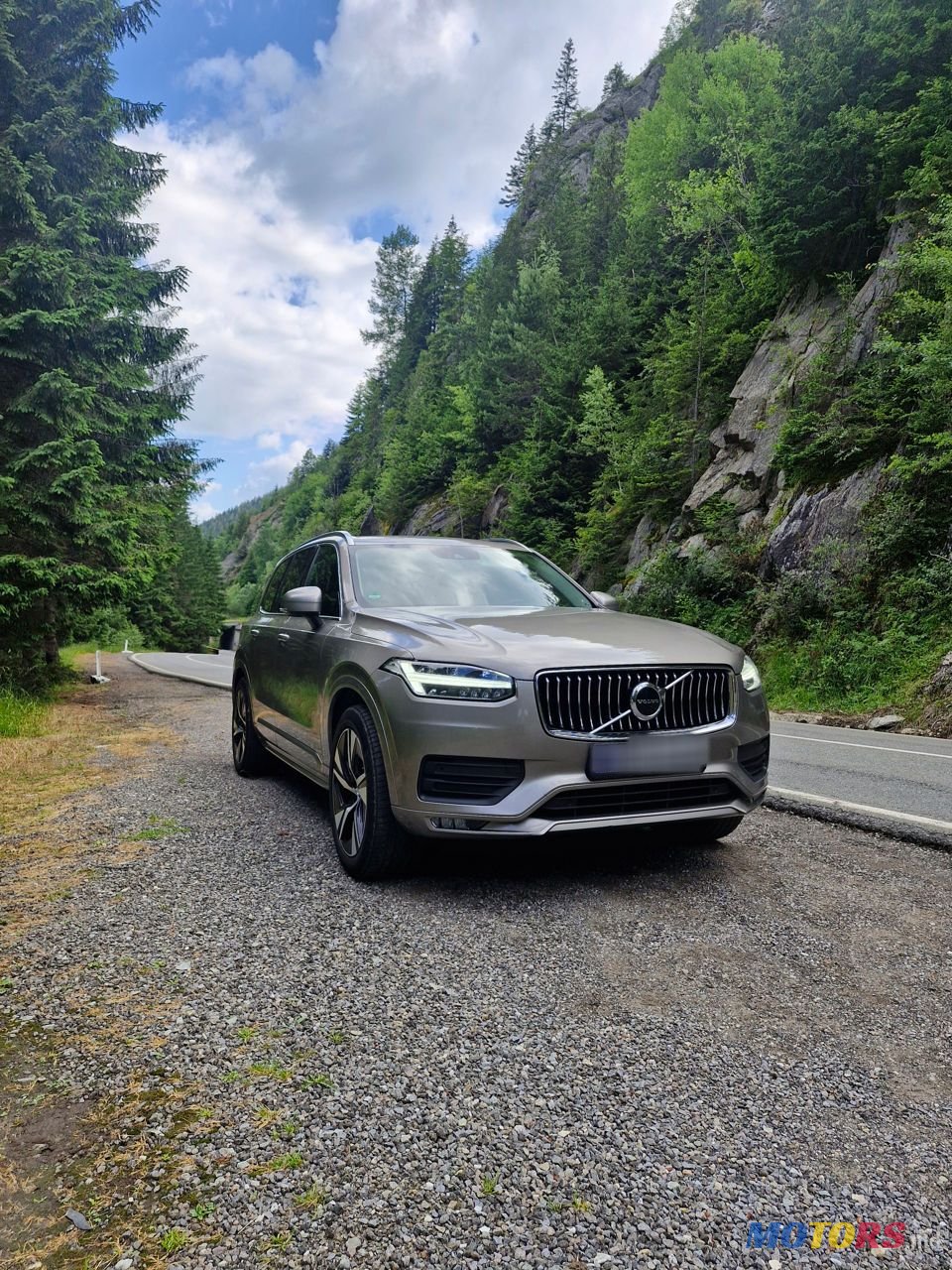 2020' Volvo XC90 photo #1