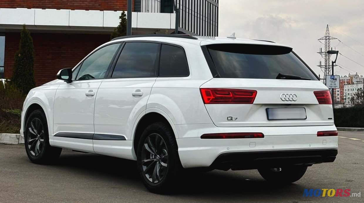2017' Audi Q7 photo #3
