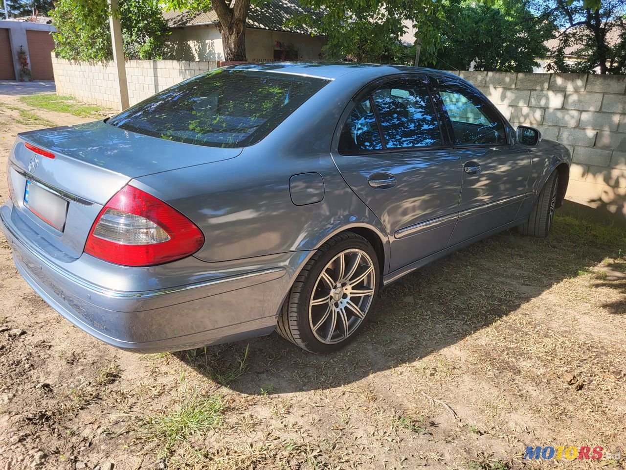 2004' Mercedes-Benz E Класс photo #5