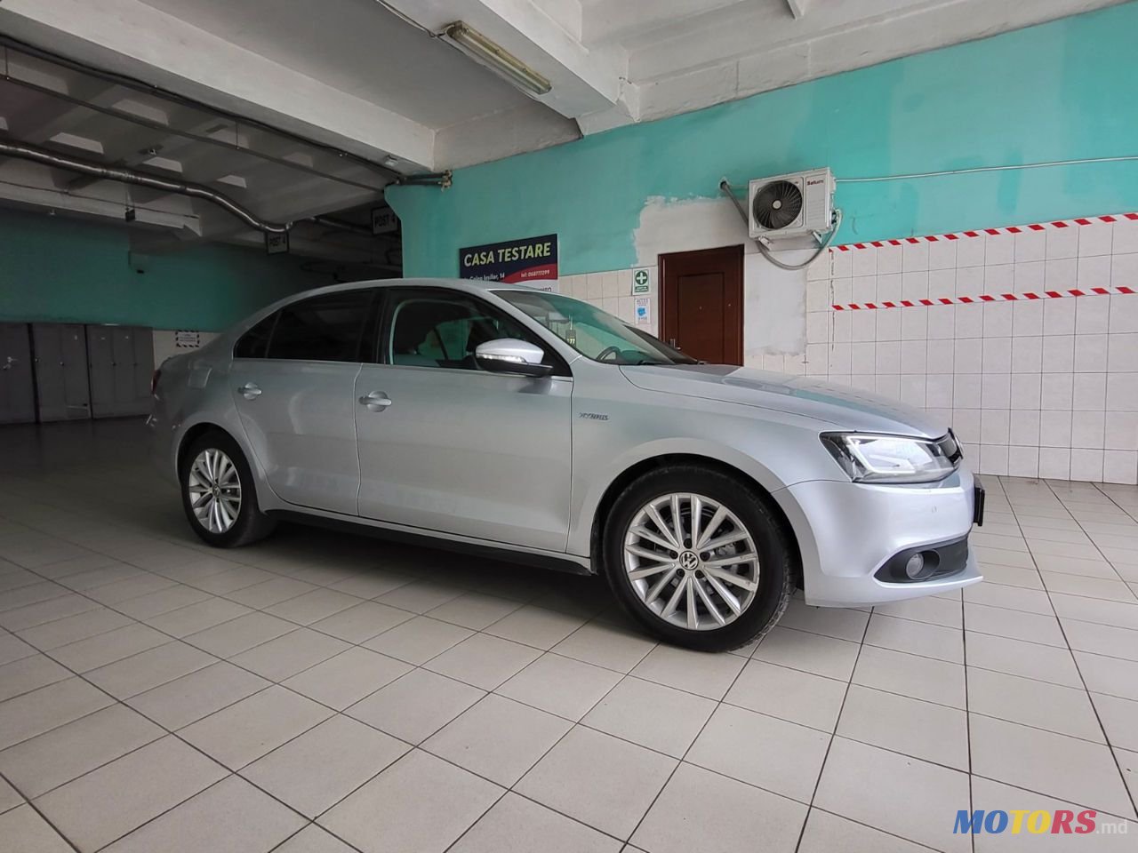 2014' Volkswagen Jetta photo #3