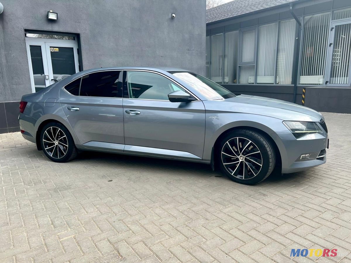 2016' Skoda Superb photo #1