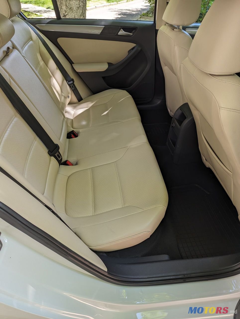 2016' Volkswagen Jetta photo #6