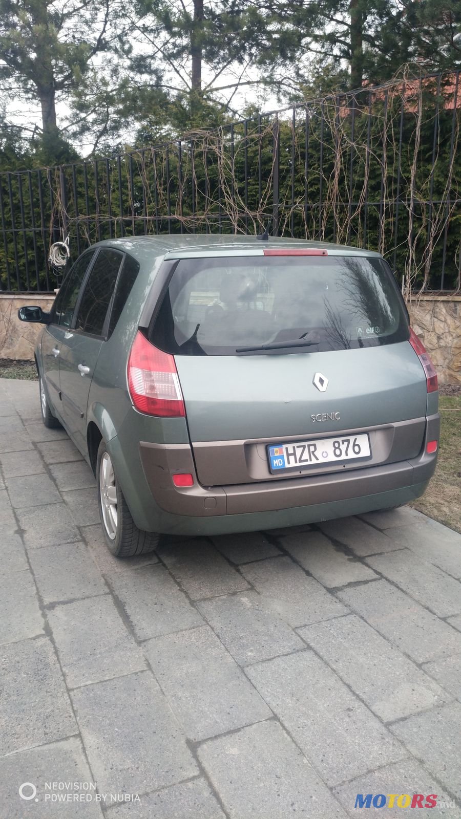 2004' Renault Scenic photo #2