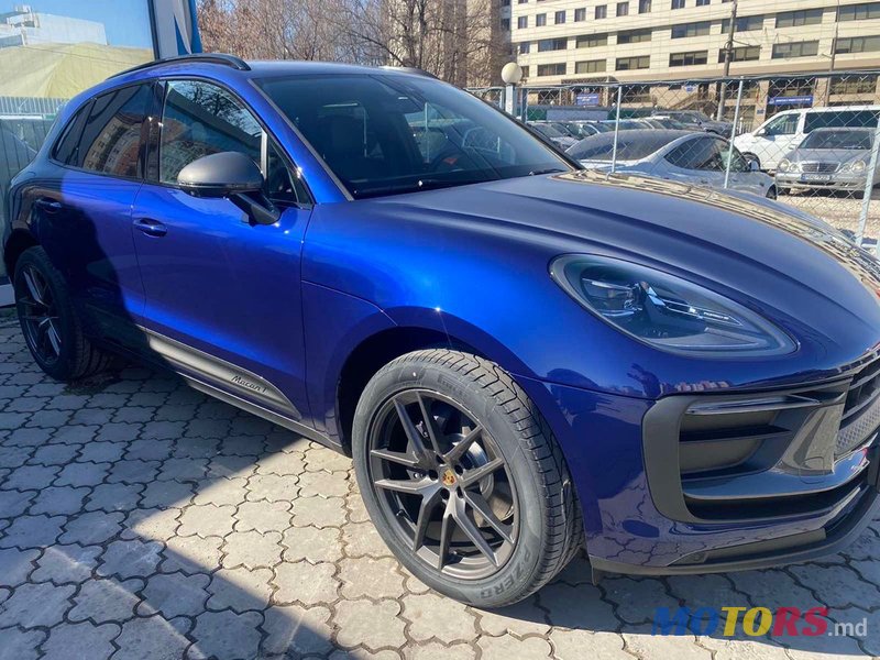 2023' Porsche Macan photo #3