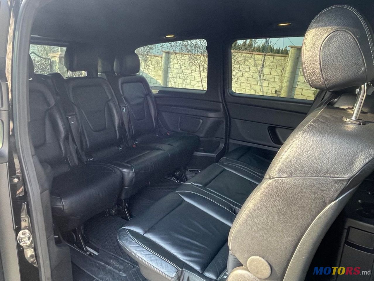 2014' Mercedes-Benz V Класс photo #3