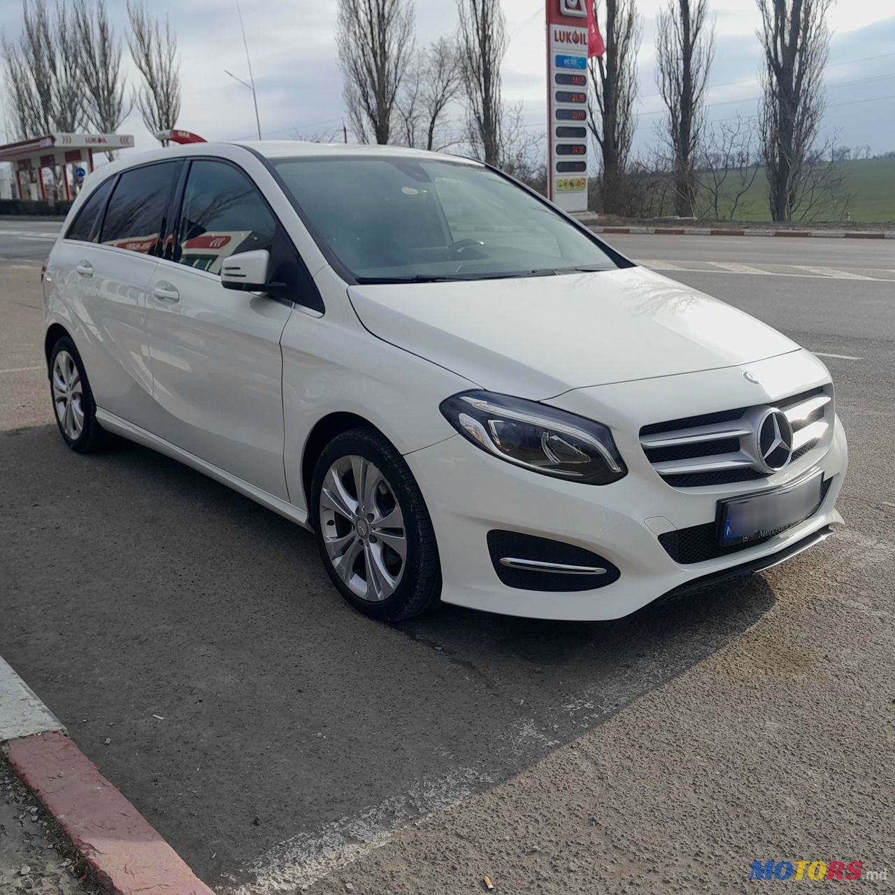 2015' Mercedes-Benz B-Class photo #1