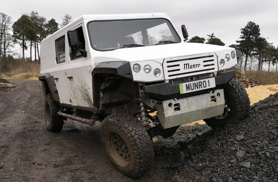 Munro Electric SUV Has 376 HP And Can Wade Through 3 Feet Of Water