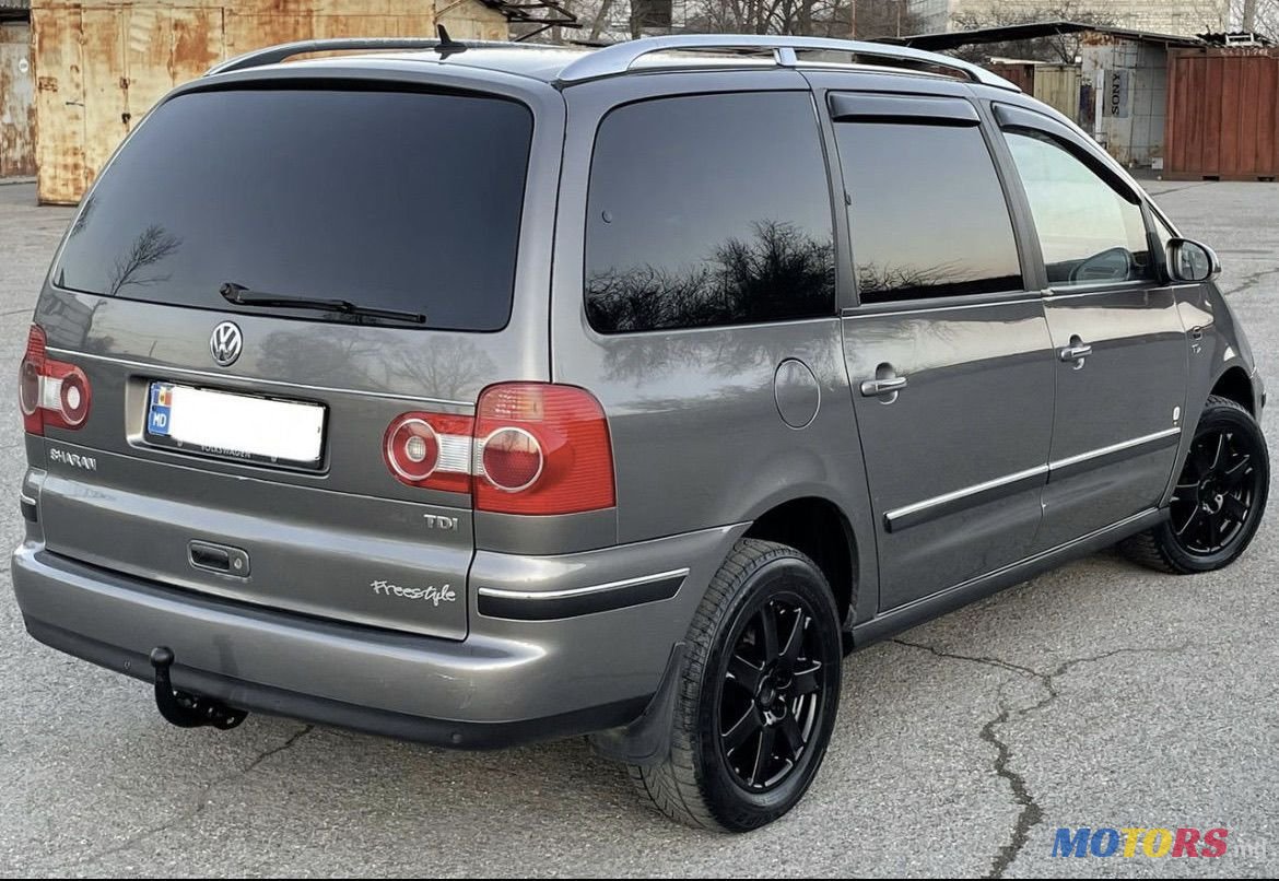 2006' Volkswagen Sharan photo #2
