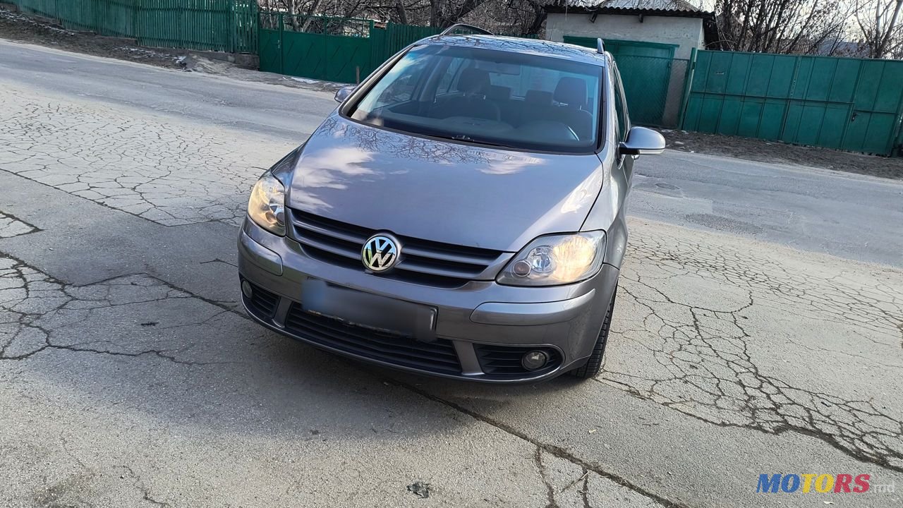 2007' Volkswagen Golf Plus photo #2