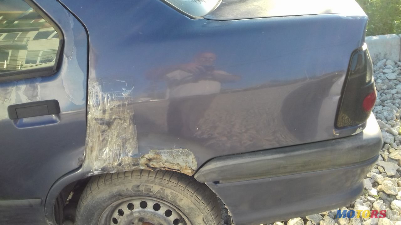 1992' Renault 19 photo #2